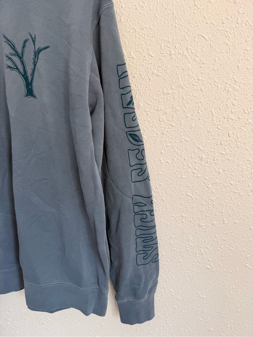 Noah Kahan season of the sticks faded blue crewneck sweatshirt M - Picture 5 of 7